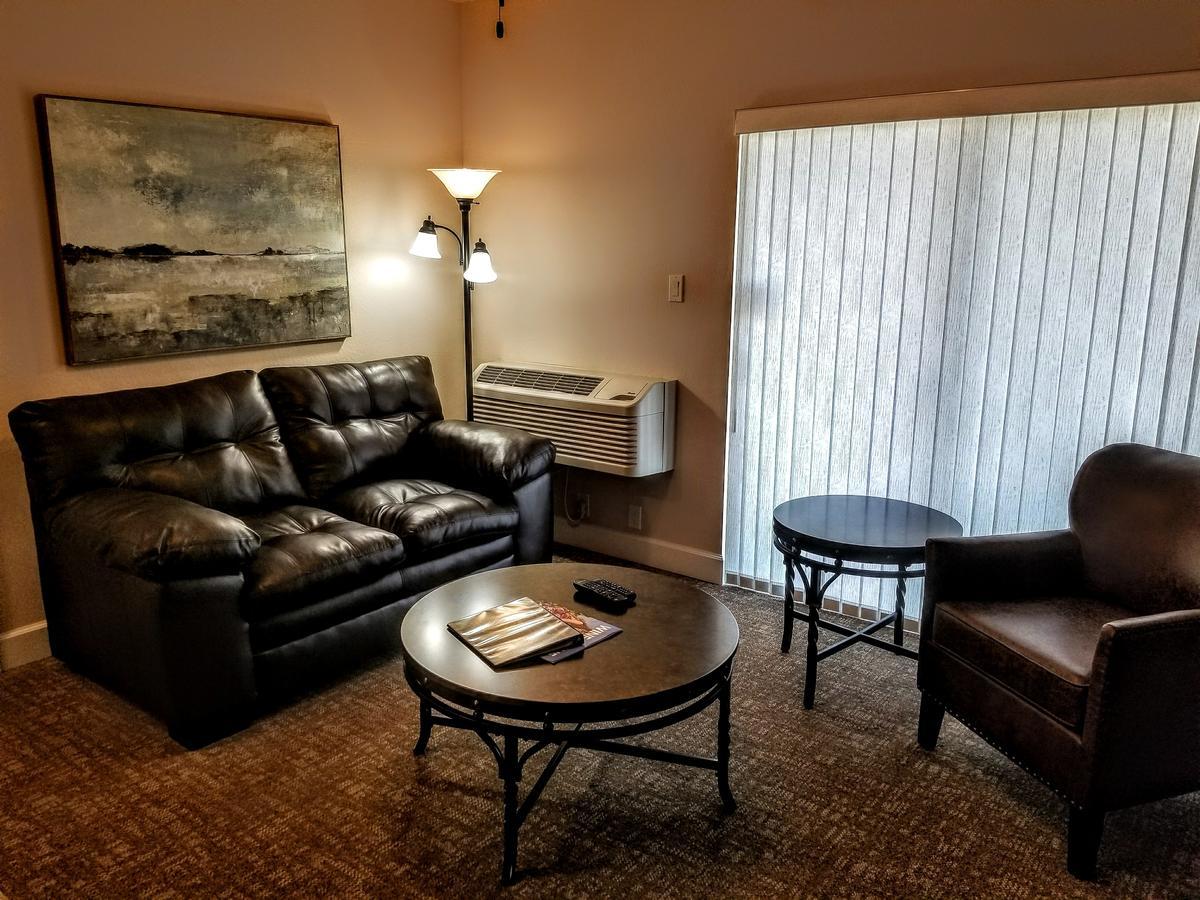 Hotel At Golf Club