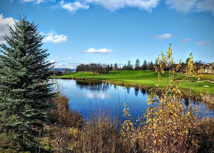 Resort At Eagle Point Golf Club Lodging